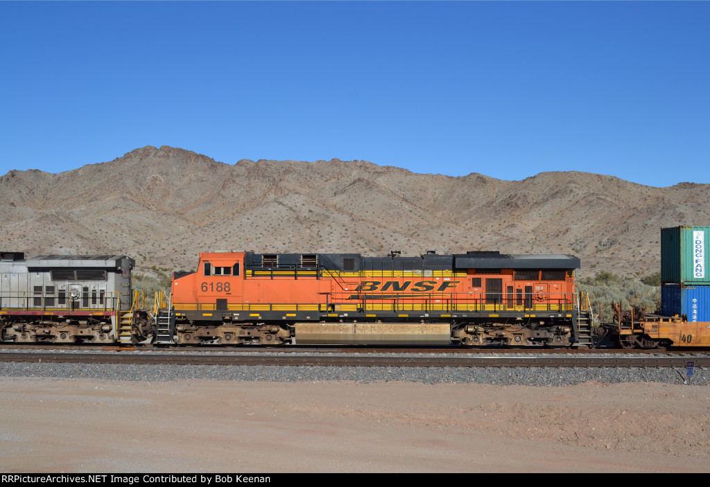 BNSF 6188